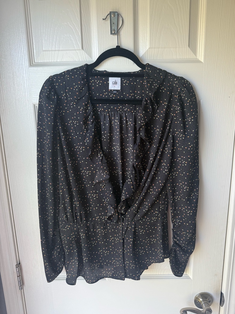 Cabi Black Floral Ruffled V-Neck Blouse size S
